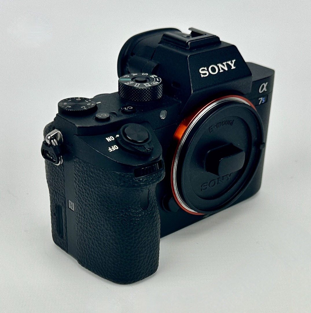 Sony Alpha ILCE-7S II Full Frame Sensor Camera | 515 EUR